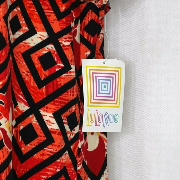 LulaRoe Classic T Tunic Top Santa Claus Christmas Women Size M Pink Red NEW - Picture 3 of 8